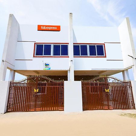 Fabexpress Kovalam Residency Hotel Chennai Bagian luar foto